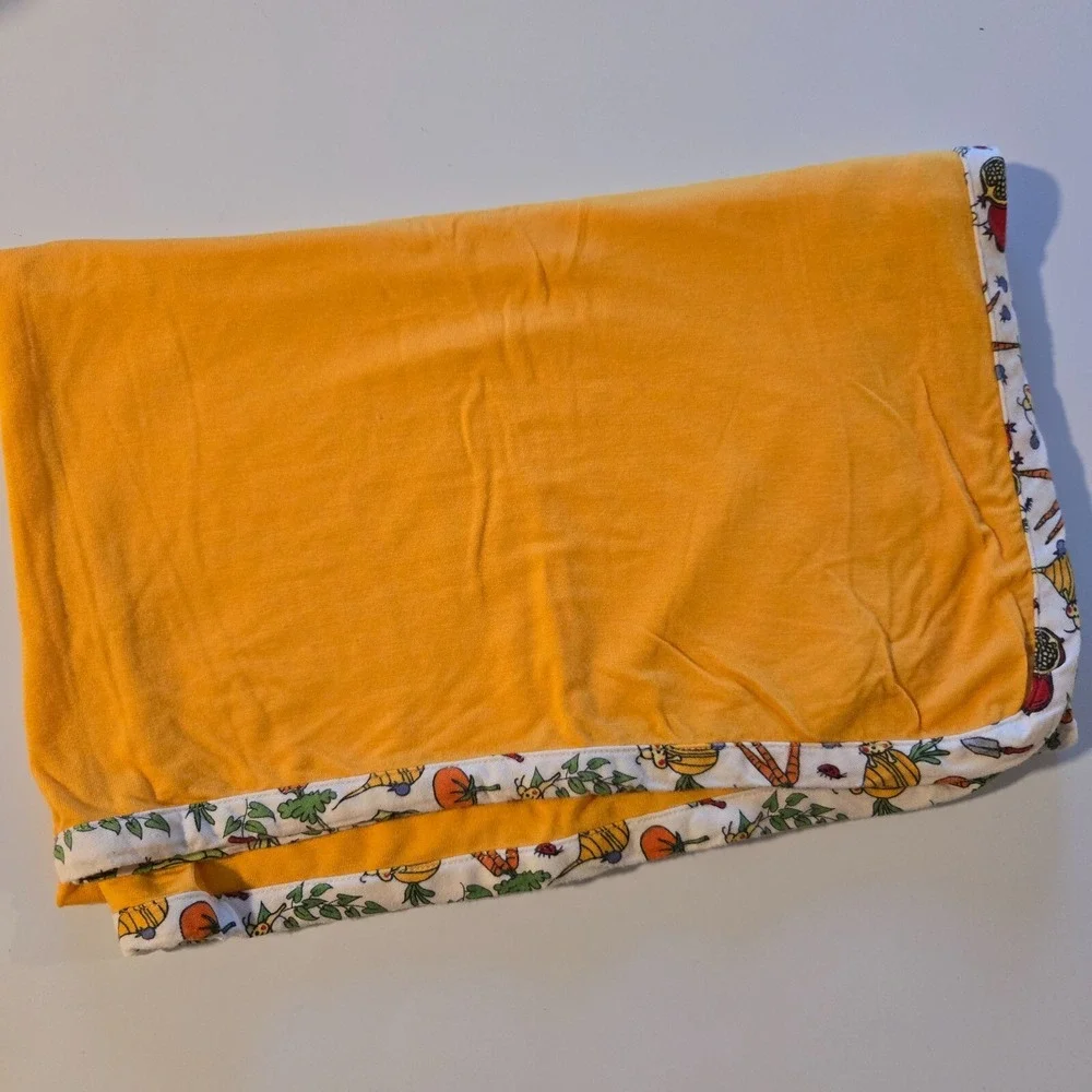 LUCKY BUG‎ Boutique Bamboo Swaddle Orange Nursery Blankets